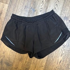 Lululemon Hotty Hot High-Rise Lined Shorts